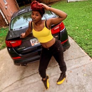 Meet your Posher, Nadia